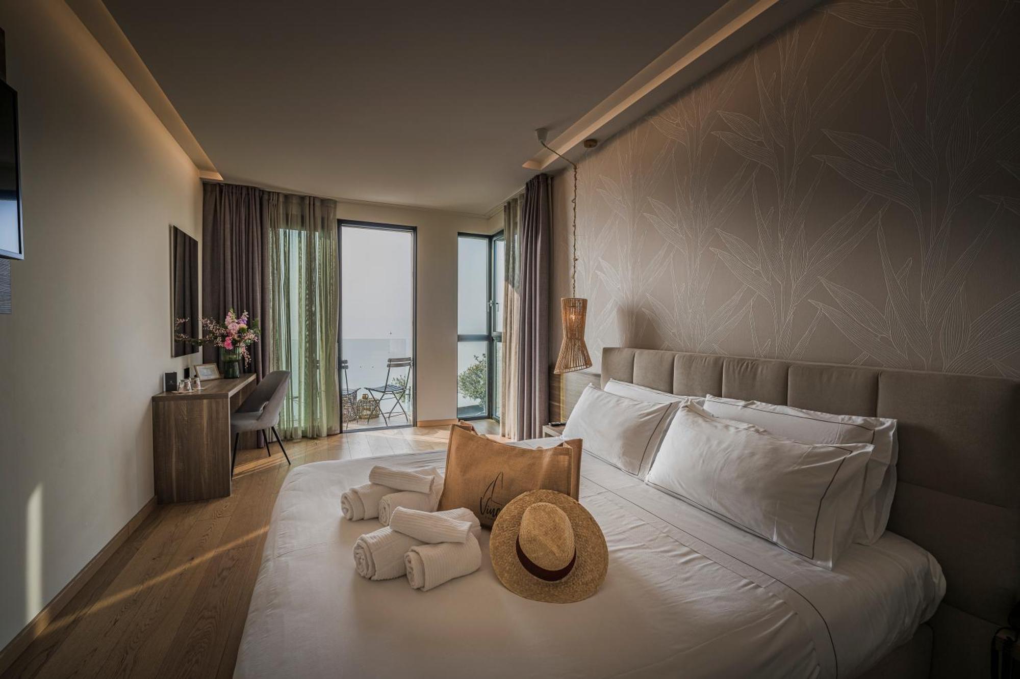 Hotel Vinci Sirmione Luaran gambar